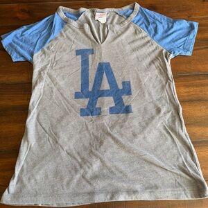 LA Dodgers Women’s XS Raglan T-Shirt Genuine Merchandise MLB Baseball Tea